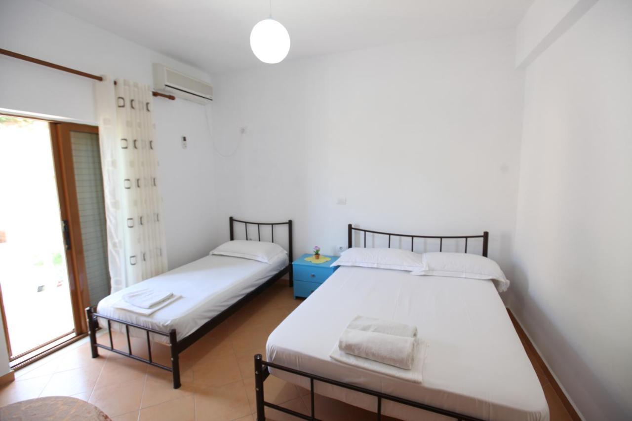 Hotel Lagjini Lukovë 外观 照片