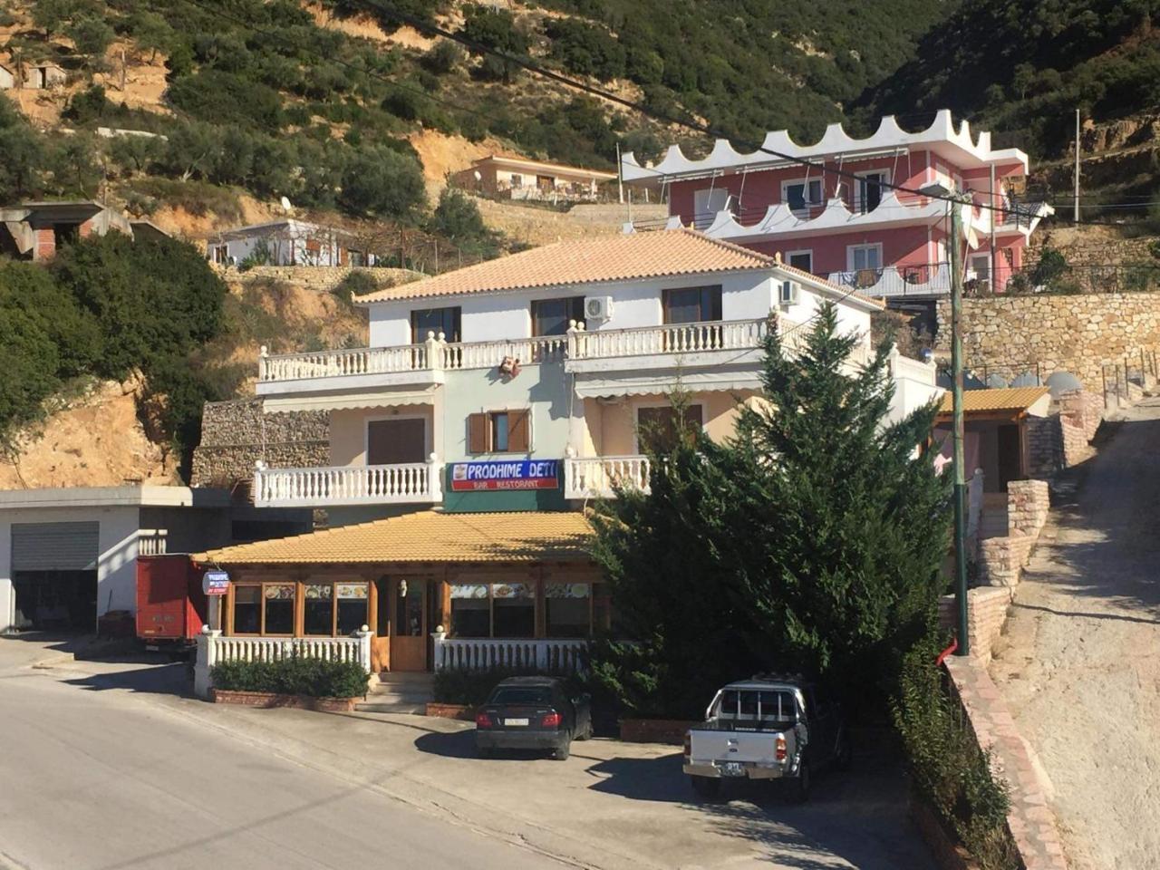 Hotel Lagjini Lukovë 外观 照片