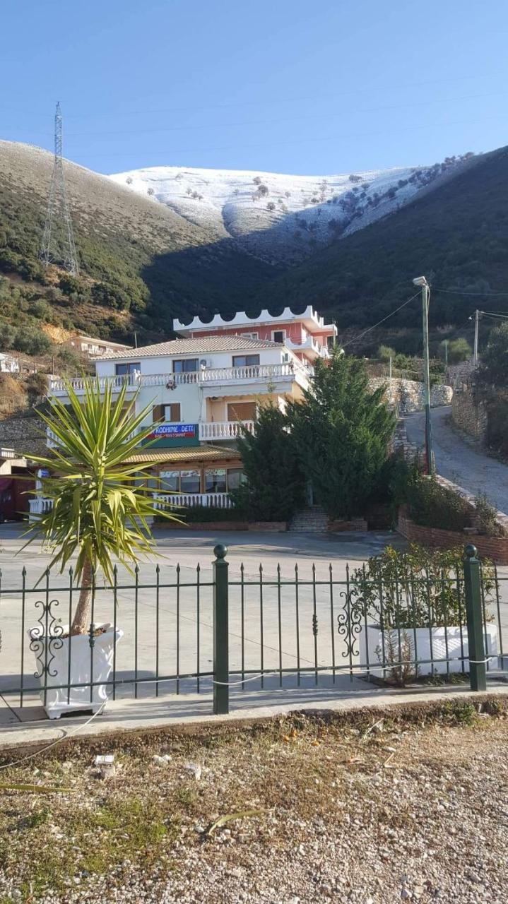 Hotel Lagjini Lukovë 外观 照片