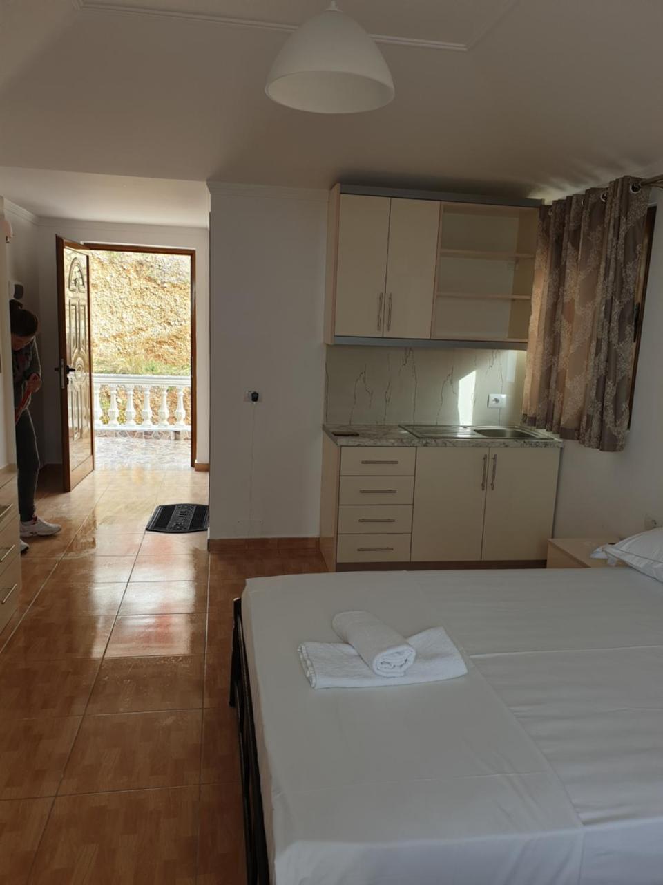 Hotel Lagjini Lukovë 外观 照片